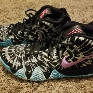Kyrie 4s All-star sz 10.5